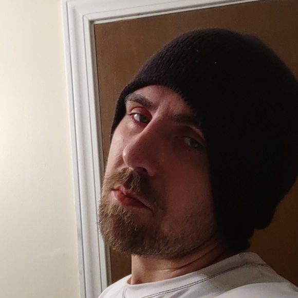 Meet your Posher, Thomas - Picture 1 of 2